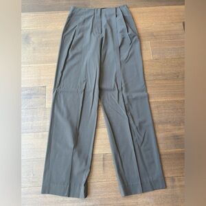 LOW CLASSIC‎ PLEATED TROUSER